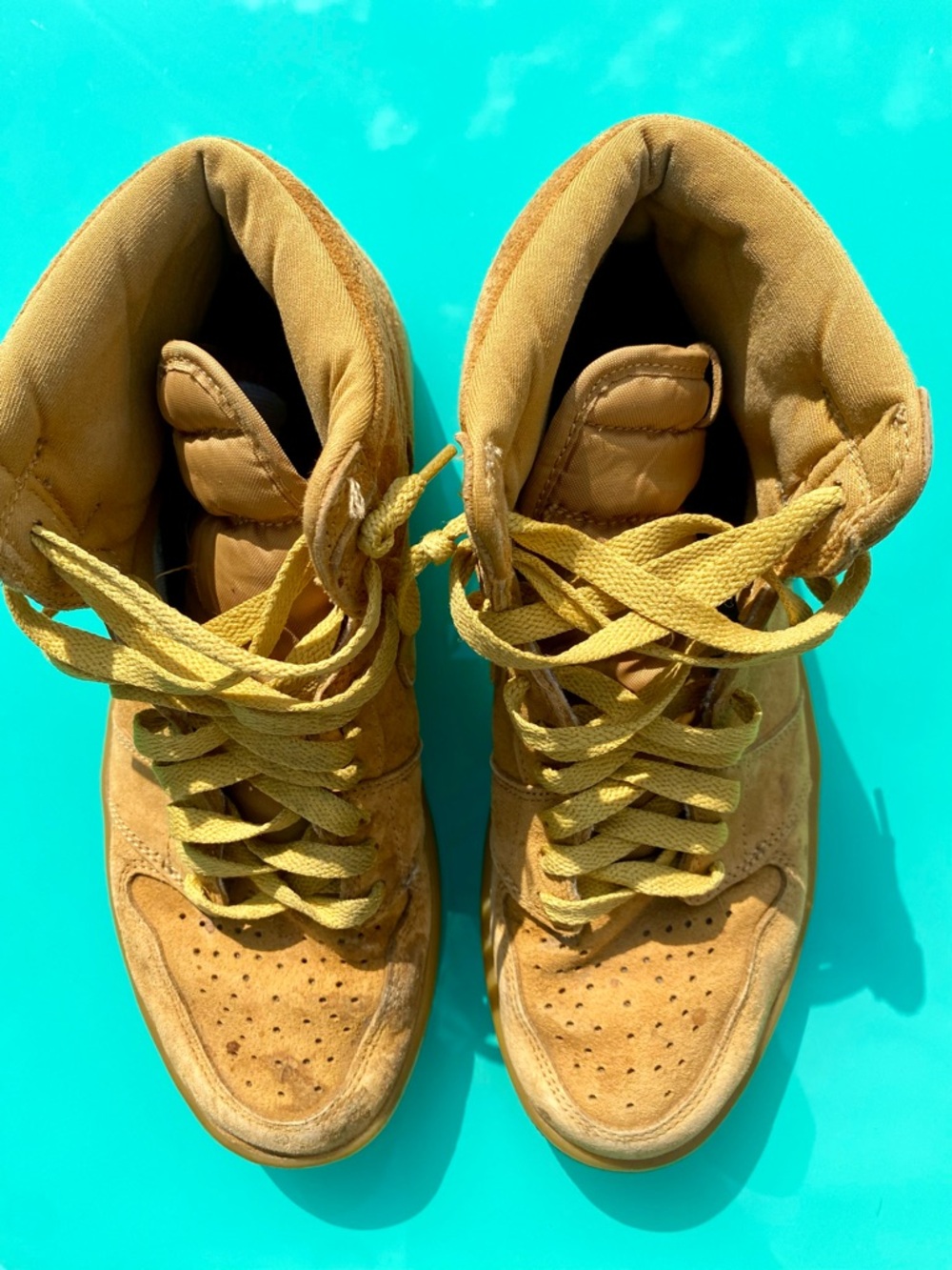 Nike Air Jordan Men’s Leather High-Top Sneakers - Picture 2 of 7